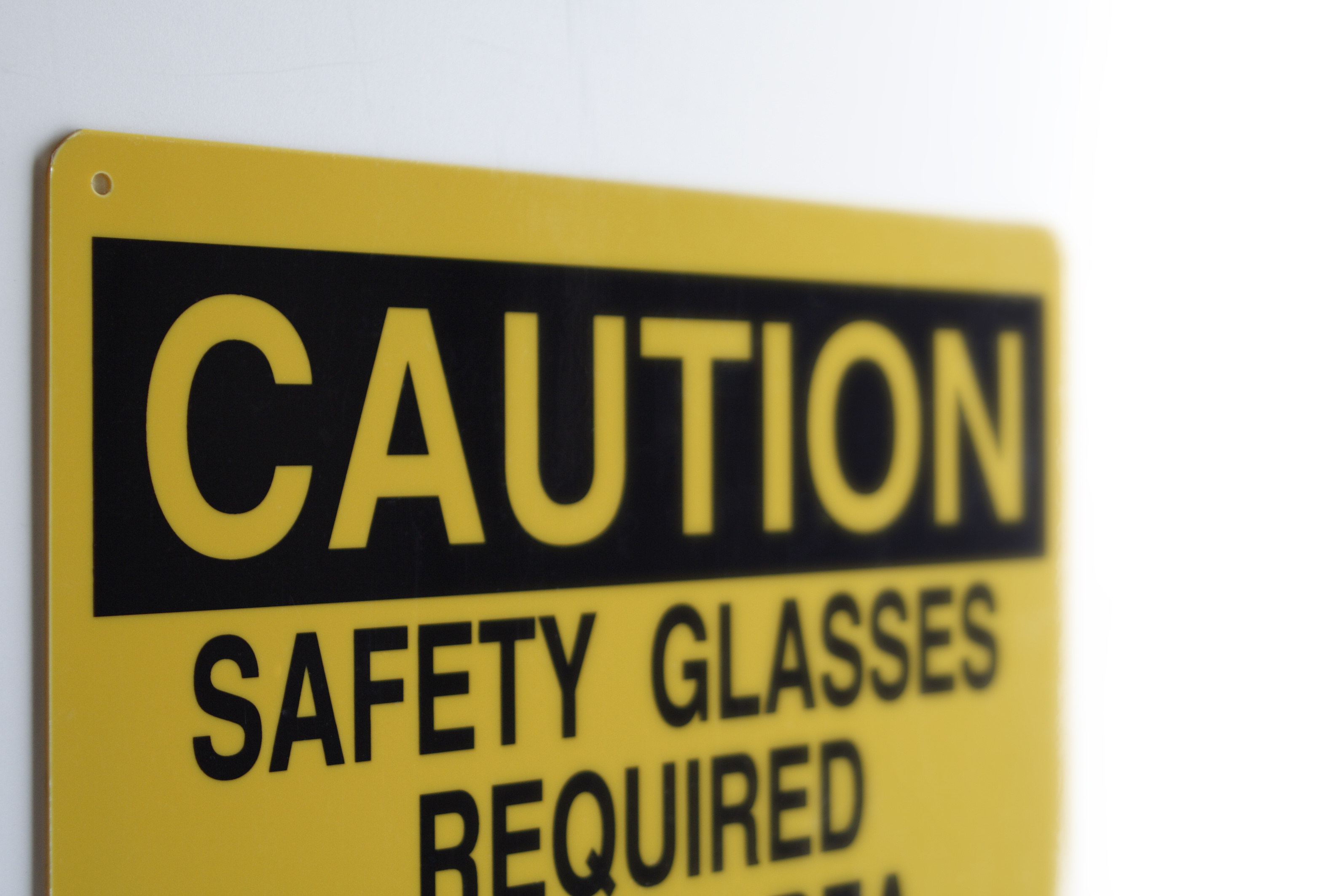 Eye Safety: Wearing Right Gear for Chemical Handling