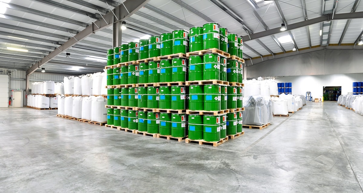 Buying Acetone Wholesale: 5 Considerations for First-Time Users